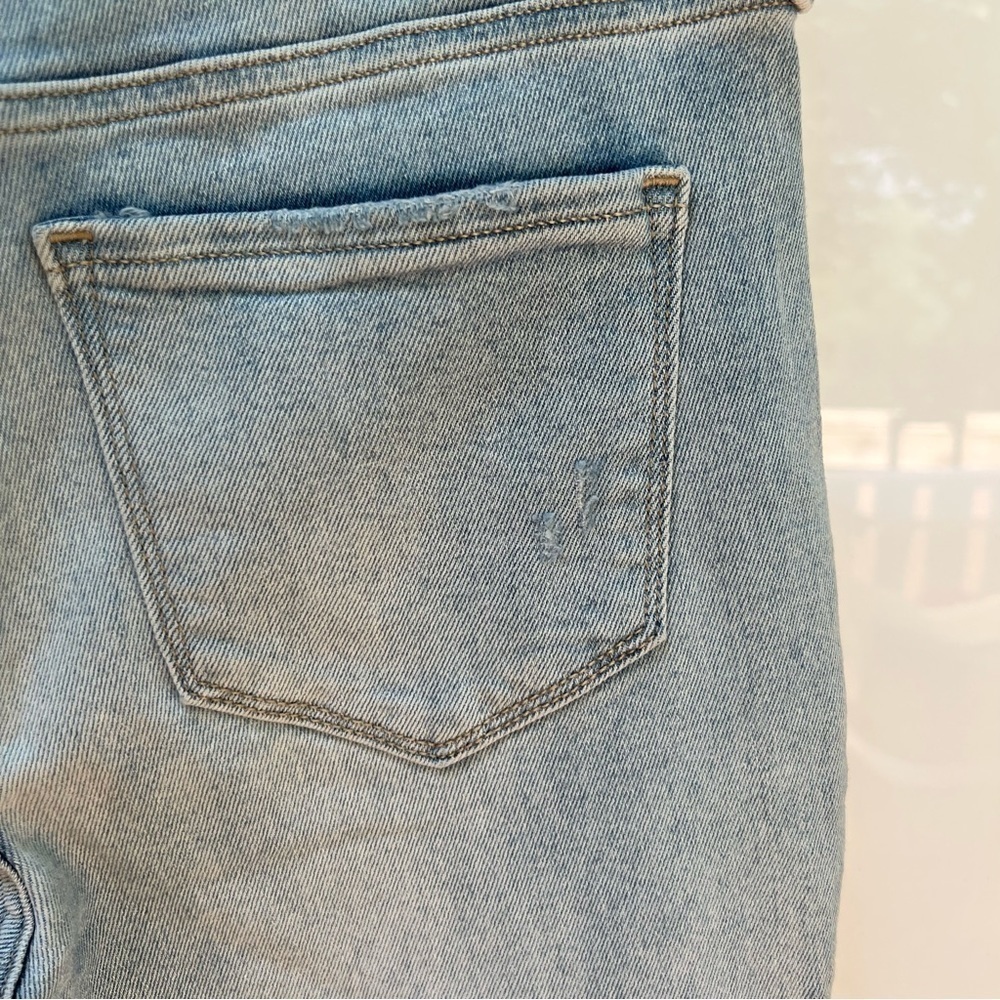 NWOT Old Navy Rockstar Super Skinny High Rise Distressed Full Button Fly Jeans - Picture 6 of 12